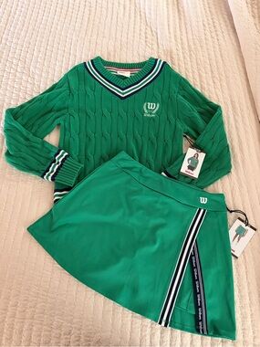 Wilson Green Athletic Skort with Branded Logo Girls XL or Women’s 4